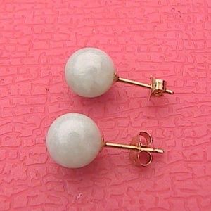 14k Yellow Gold Jade Stud Earrings (#2)